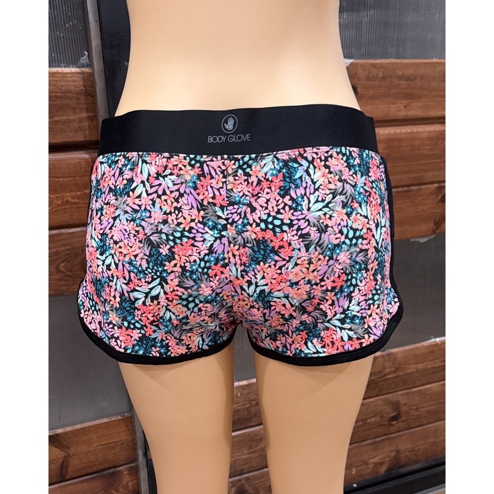 Body glove Women's Pull On Akela Pulse Extra Small Floral Design Shorts